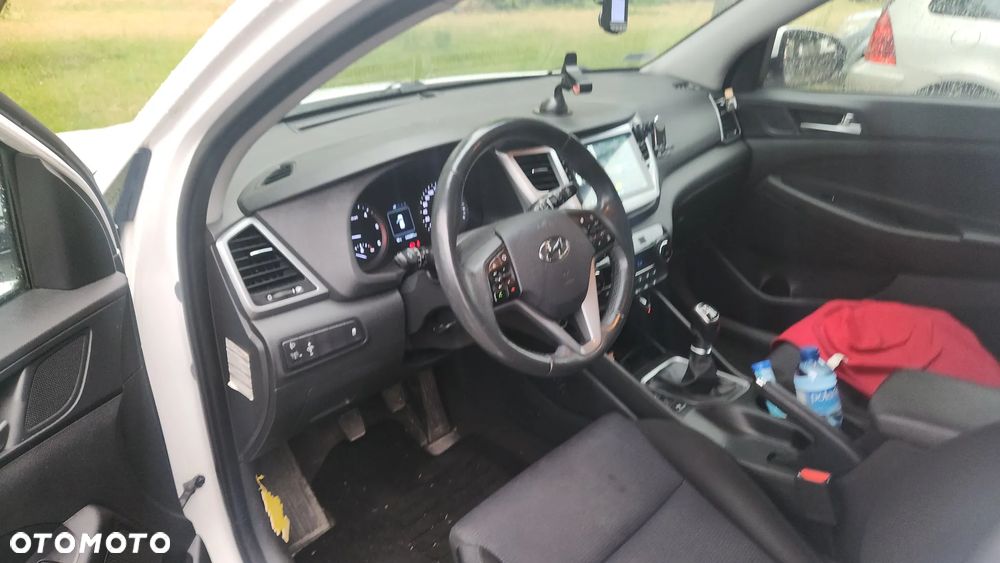 Hyundai Tucson 2.0 CRDI BlueDrive GO 2WD - 15