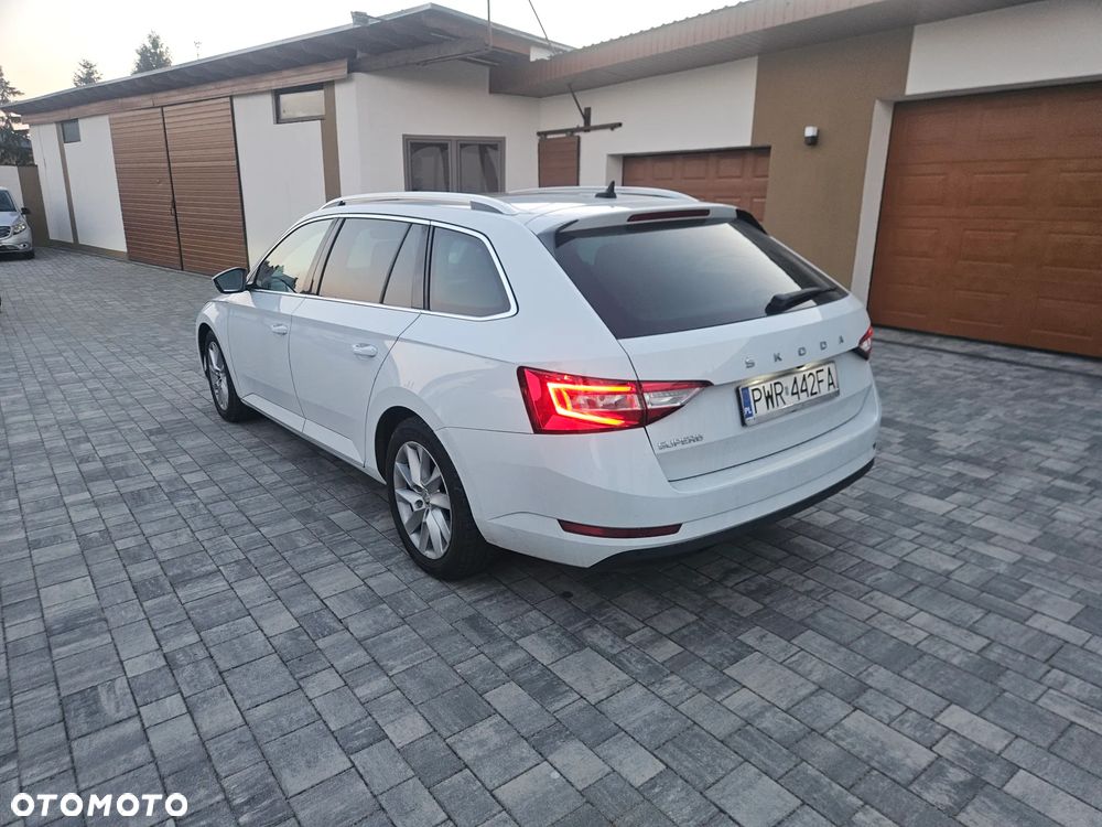 Skoda Superb 1.5 TSI ACT DSG Ambition - 6