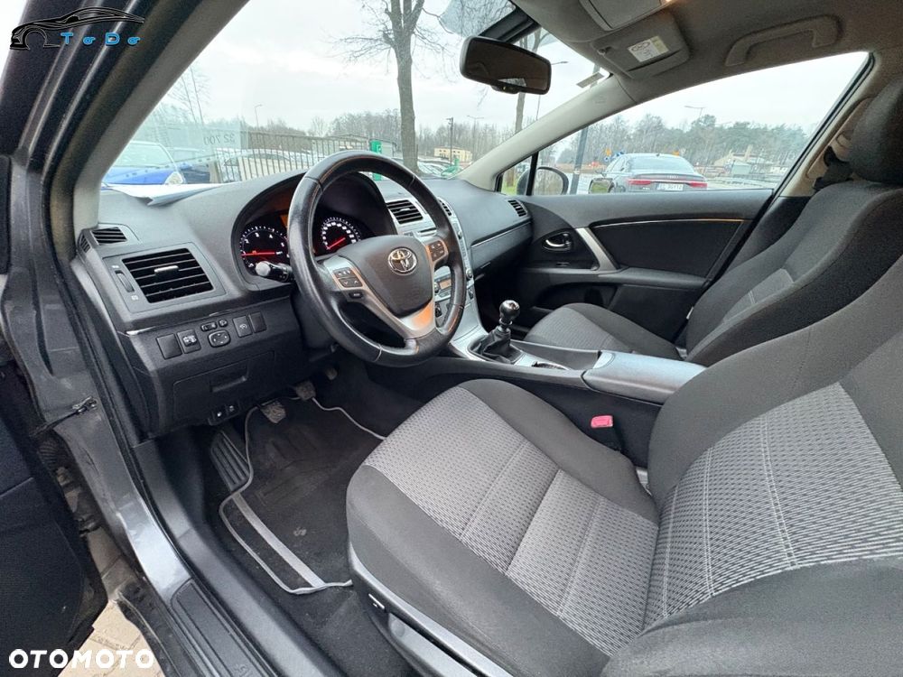 Toyota Avensis 2.0 D-4D Sol plus+NAVI - 17