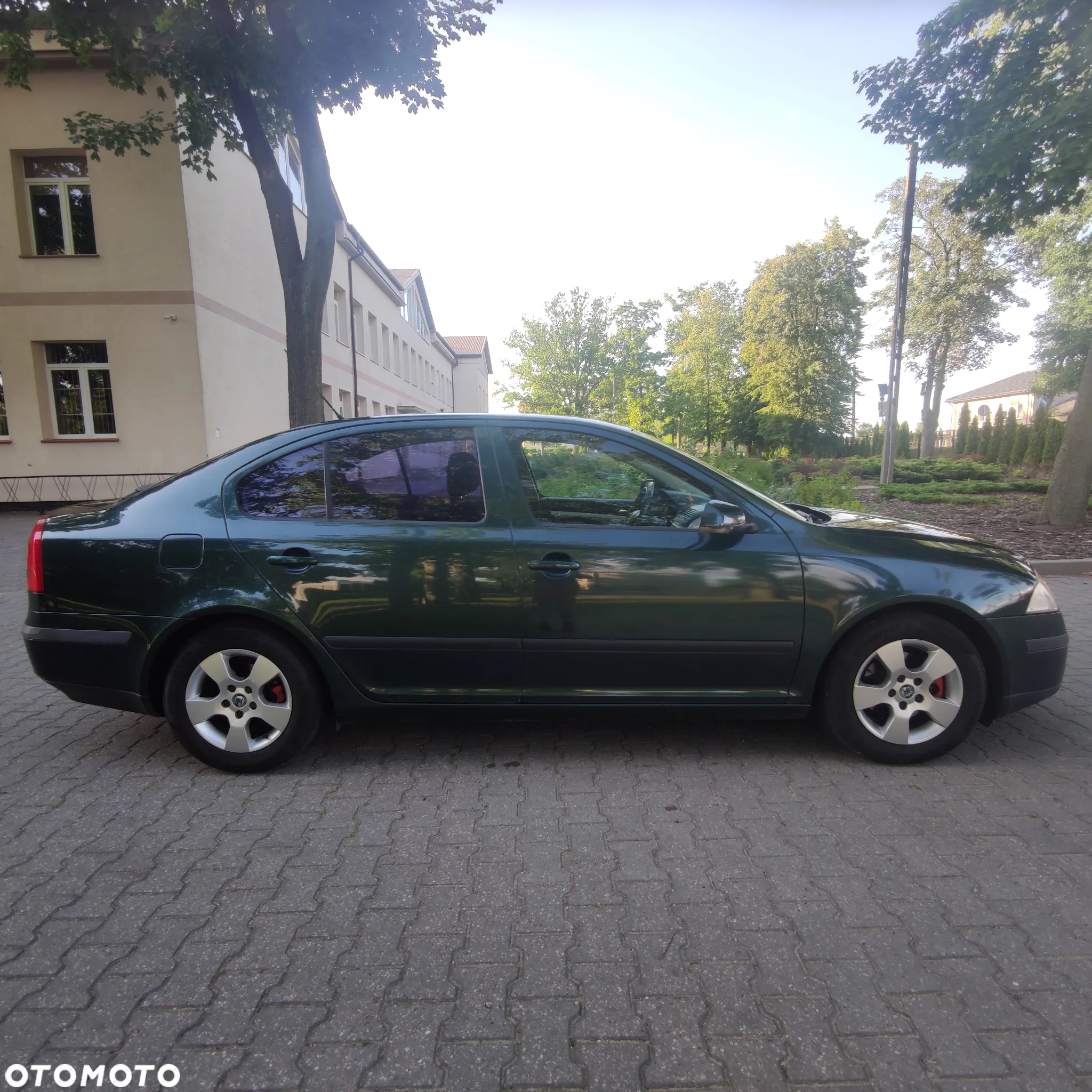 Skoda Octavia 1.6 Elegance - 6