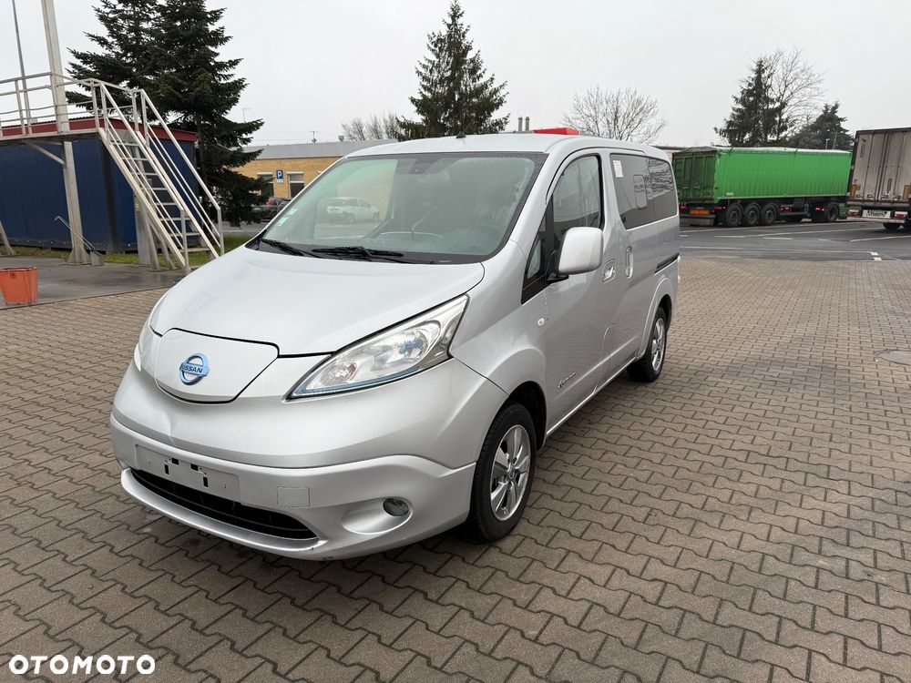 Nissan NV200 Evalia - 4