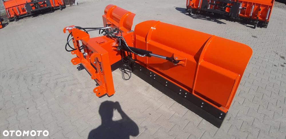 Pług do śniegu składany hydraulicznie - 13