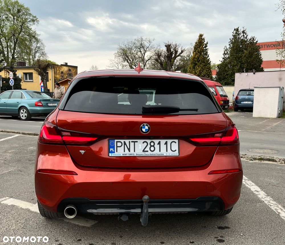 BMW Seria 1 118i Sport Line Shadow - 9