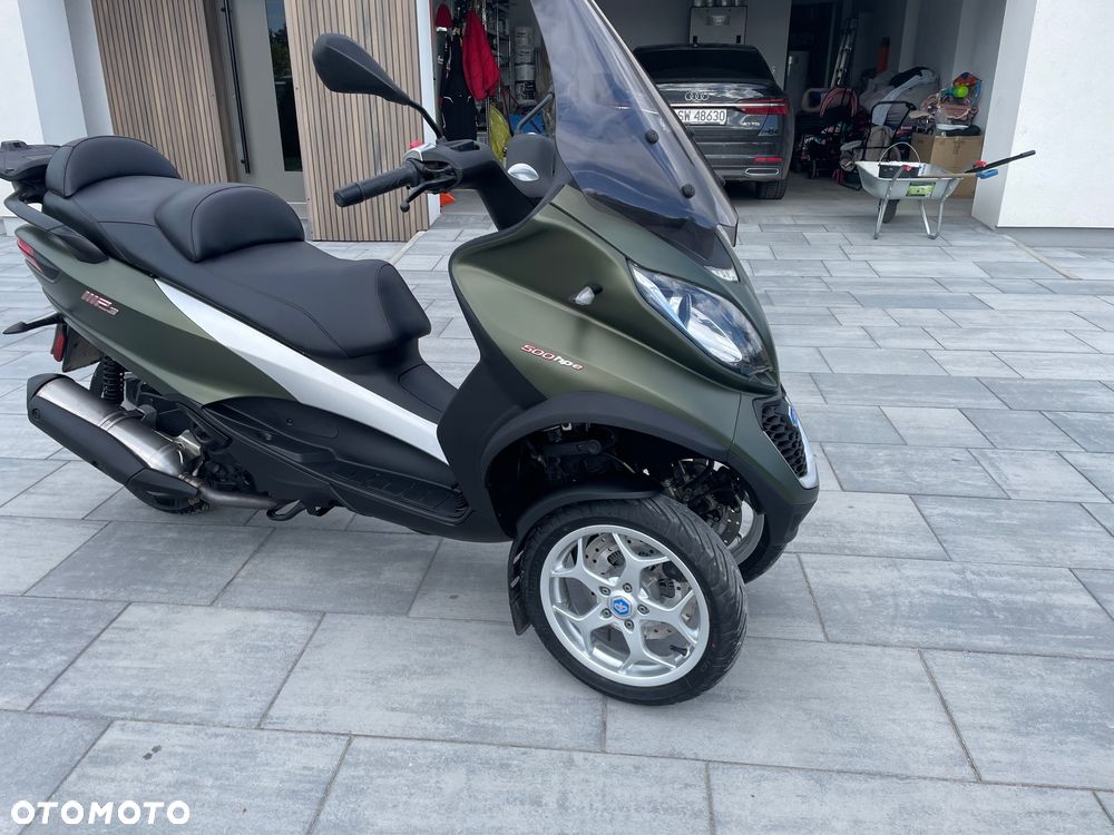 Piaggio MP-3 - 14