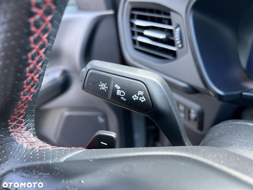 Ford Kuga - 20