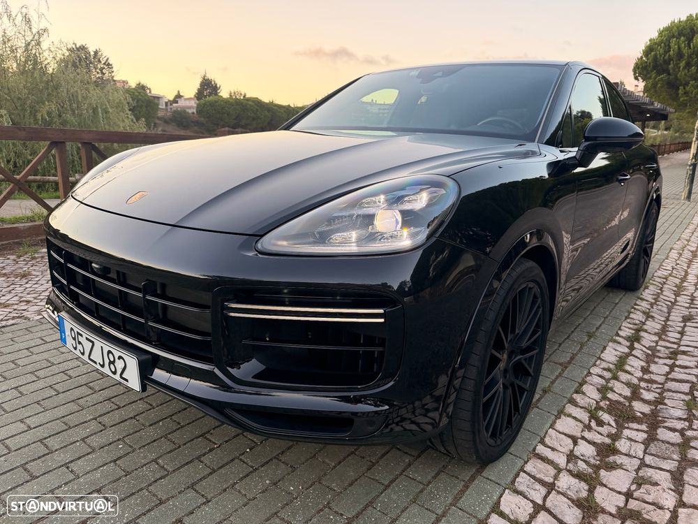 Porsche Cayenne Coupé Turbo S E-Hybrid - 8