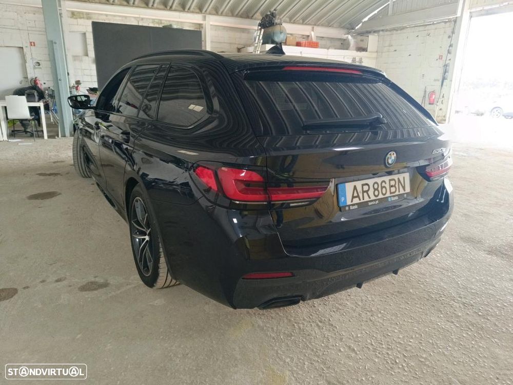 BMW 530 e - 3