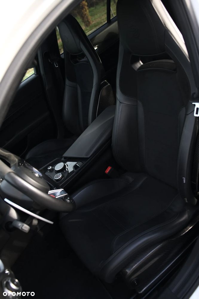 Alfa Romeo Giulia 2.9 Bi Turbo V6 Quadrifoglio - 8
