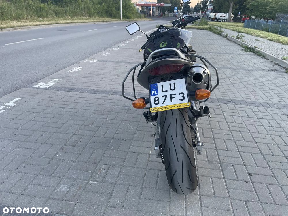 Honda Hornet - 4