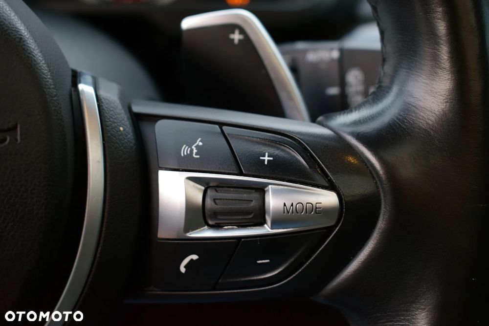 BMW X5 xDrive50i Sport-Aut - 11