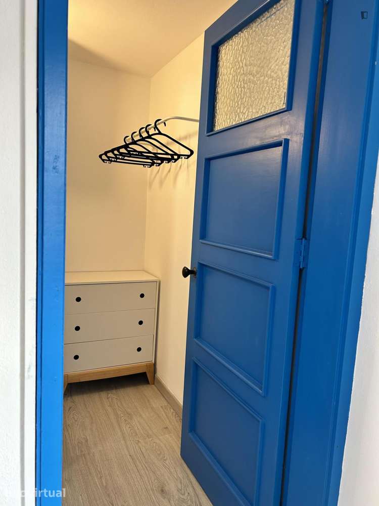Quarto - localizado em Aveiro - Grande imagem: 3/9