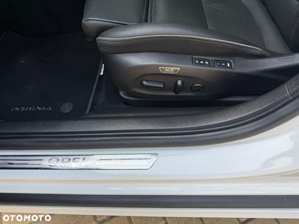 Opel Insignia Sport2.0 Direct InjTurbo 4x4 Innovation - 18