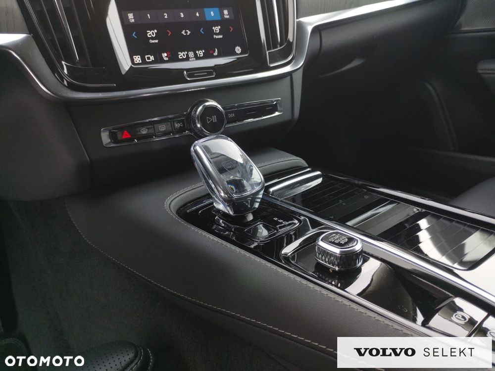 Volvo V90 - 17