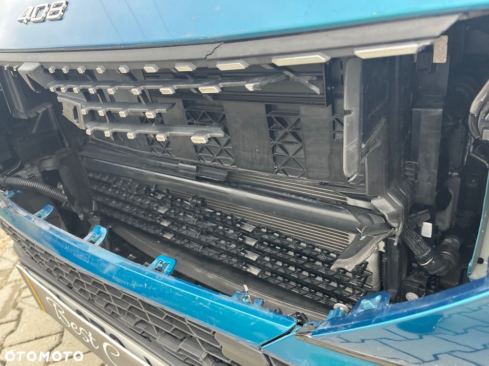 Peugeot 408 - 13