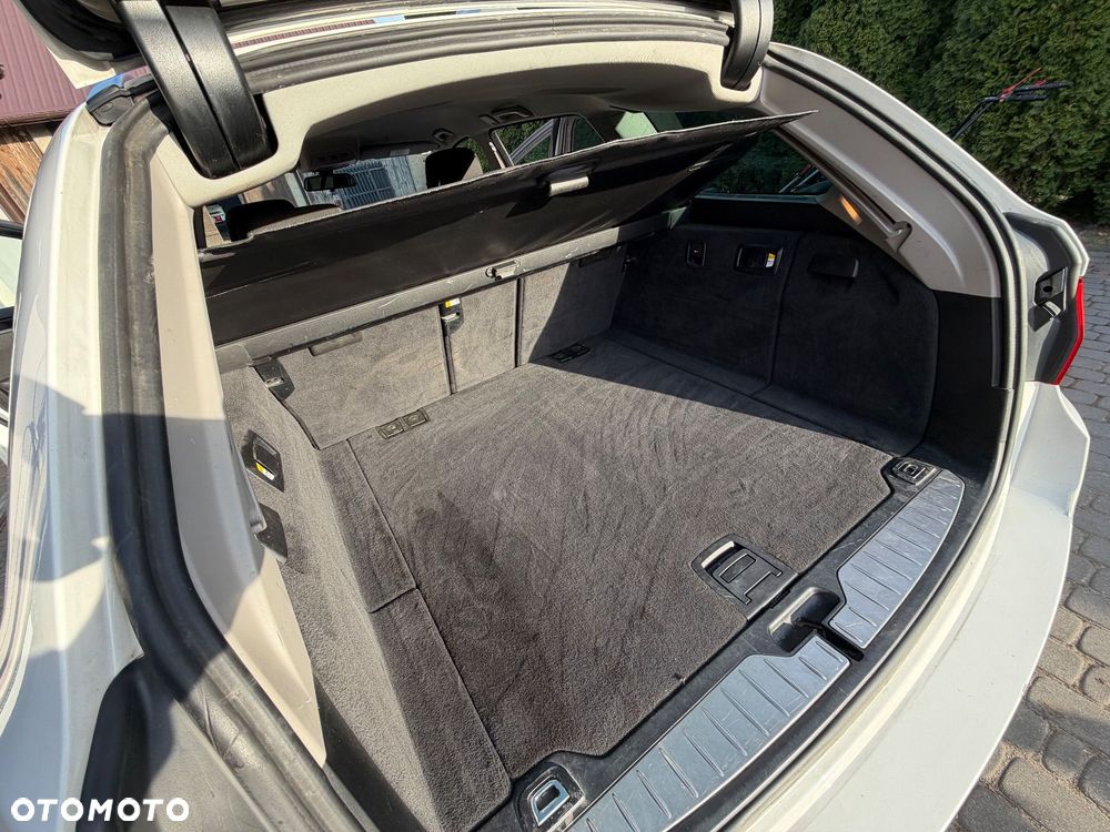 BMW Seria 5 530d xDrive Luxury Line - 18