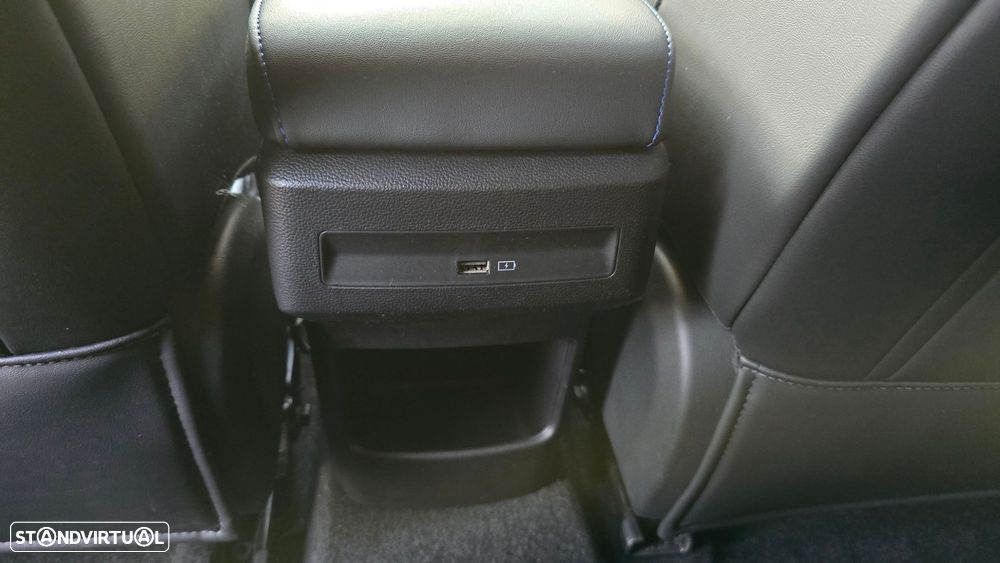 MG MG4 64 kWh Luxury - 59