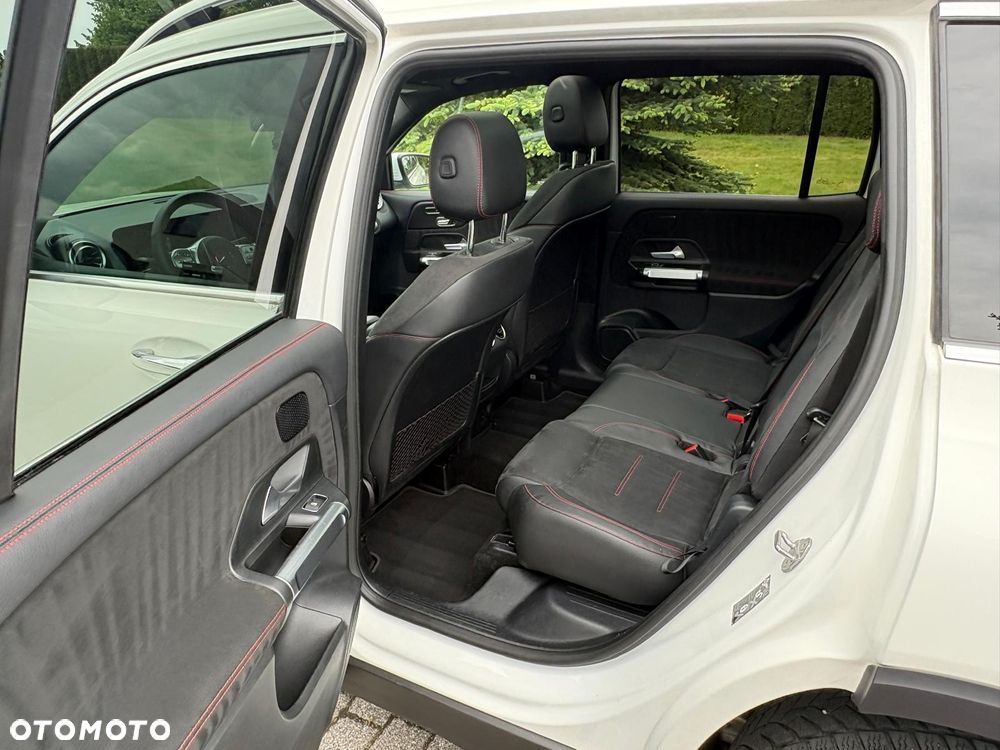 Mercedes-Benz GLB 200 d AMG Line 8G-DCT - 31