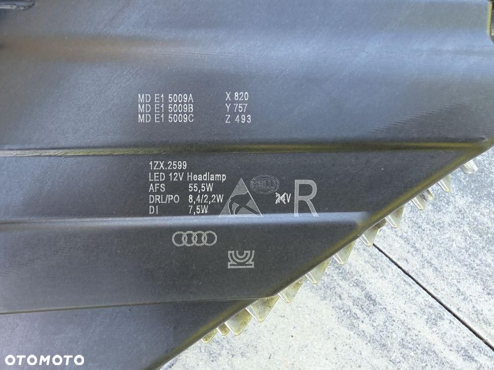 AUDI Q5 SQ5 80A FY LIFT Lampa prawa Kompletna Full Led 80A941034F 2022 - 10