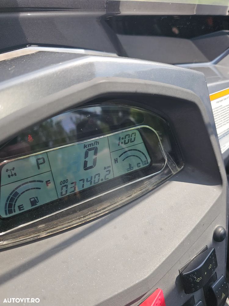 CF Moto ZForce 550 - 14