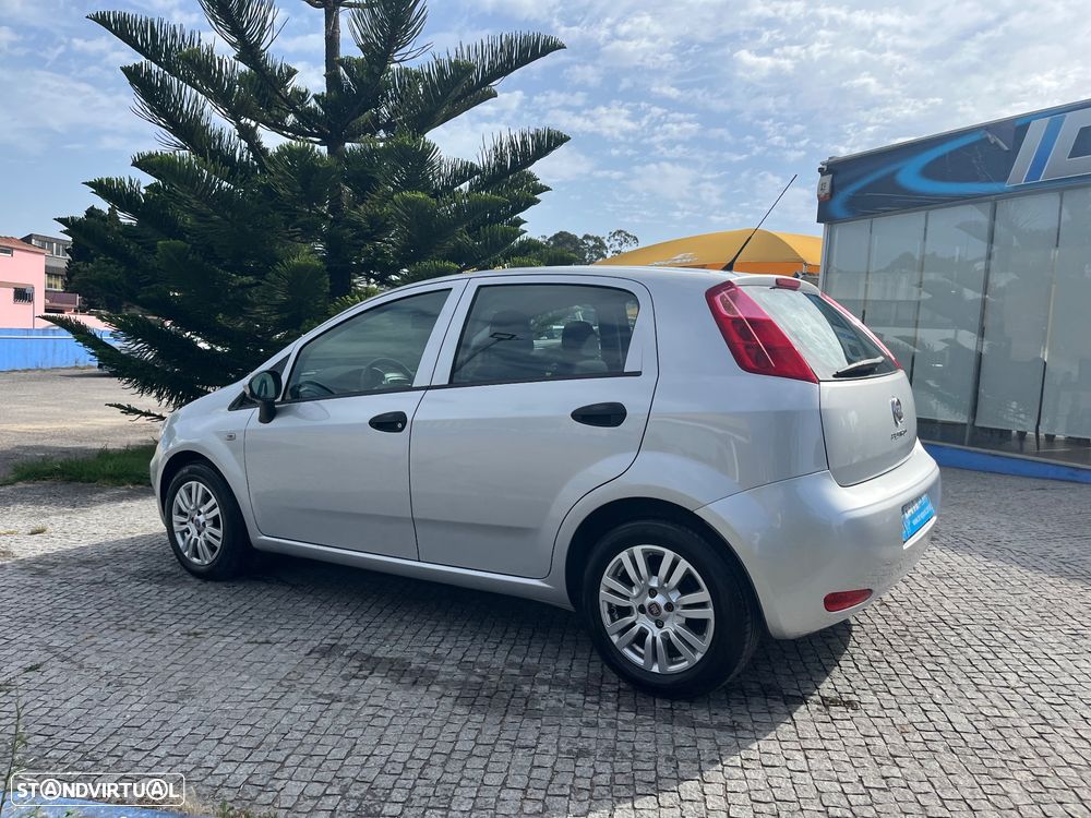Fiat Punto 1.2 Lounge S&S - 18
