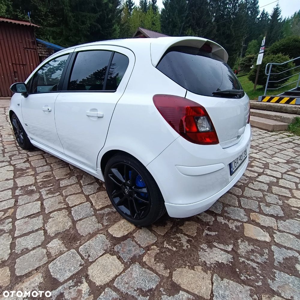 Opel Corsa 1.4 16V Sport - 10