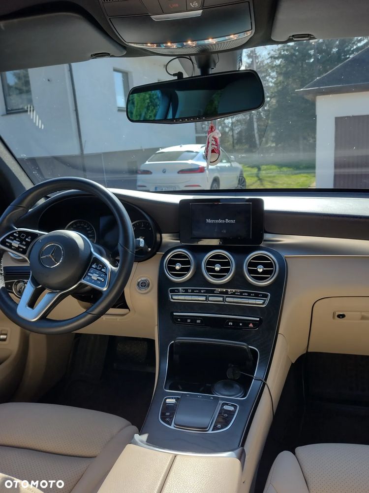 Mercedes-Benz GLC - 14