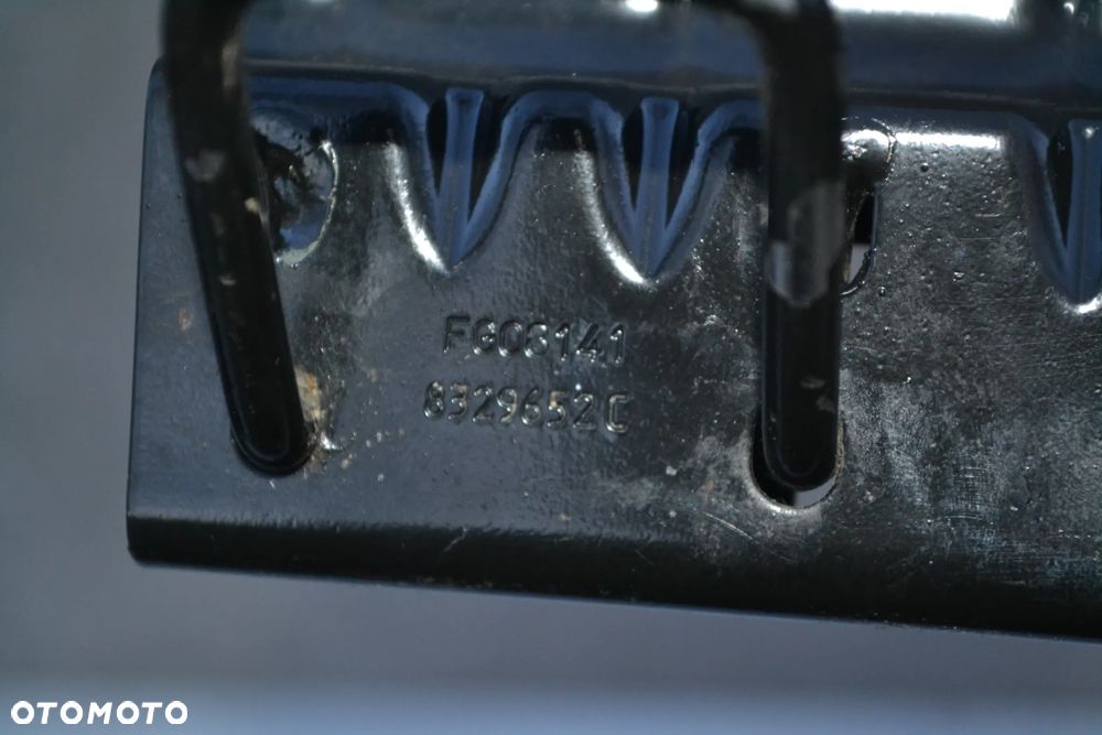 AUDI A3 8P SKODA OCTAVIA II VW GOLF V GOLF V PLUS EOS JETTA MOCOWANIE FOTELIKA ISOFIX PRZÓD PRZEDNIE 8329652C - 3