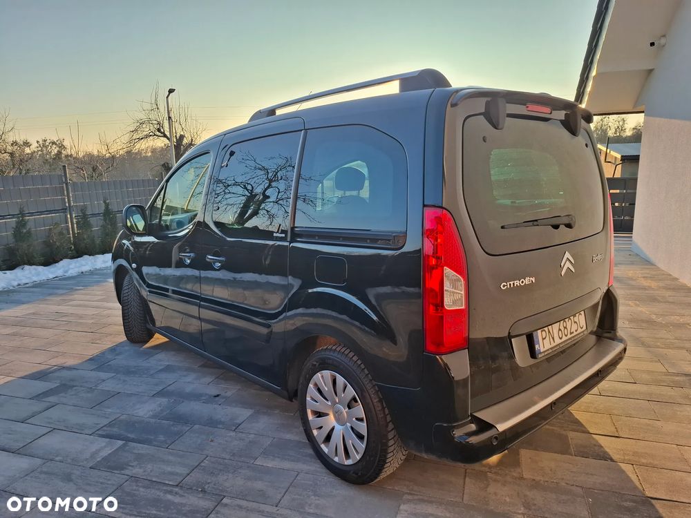 Citroën Berlingo e-HDi 90 FAP EGS6 Multispace Exclusive - 3