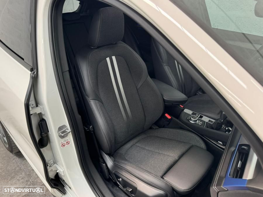 BMW X2 25 e xDrive Pack M - 41