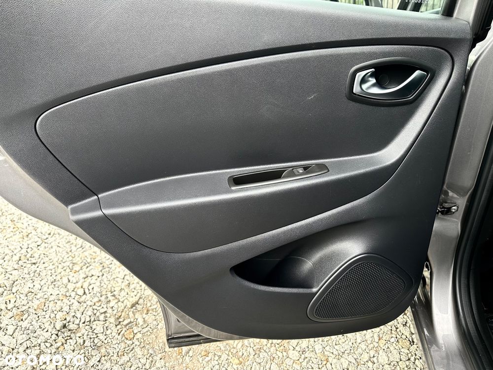 Renault Captur ENERGY dCi 90 EDC Experience - 11