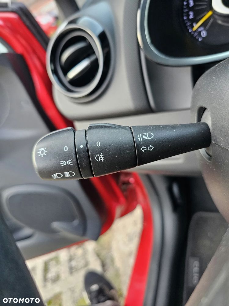 Renault Clio - 24