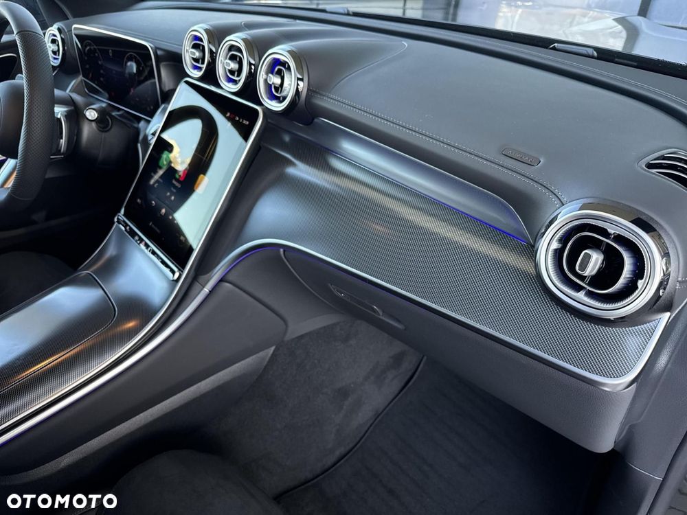 Mercedes-Benz GLC - 23