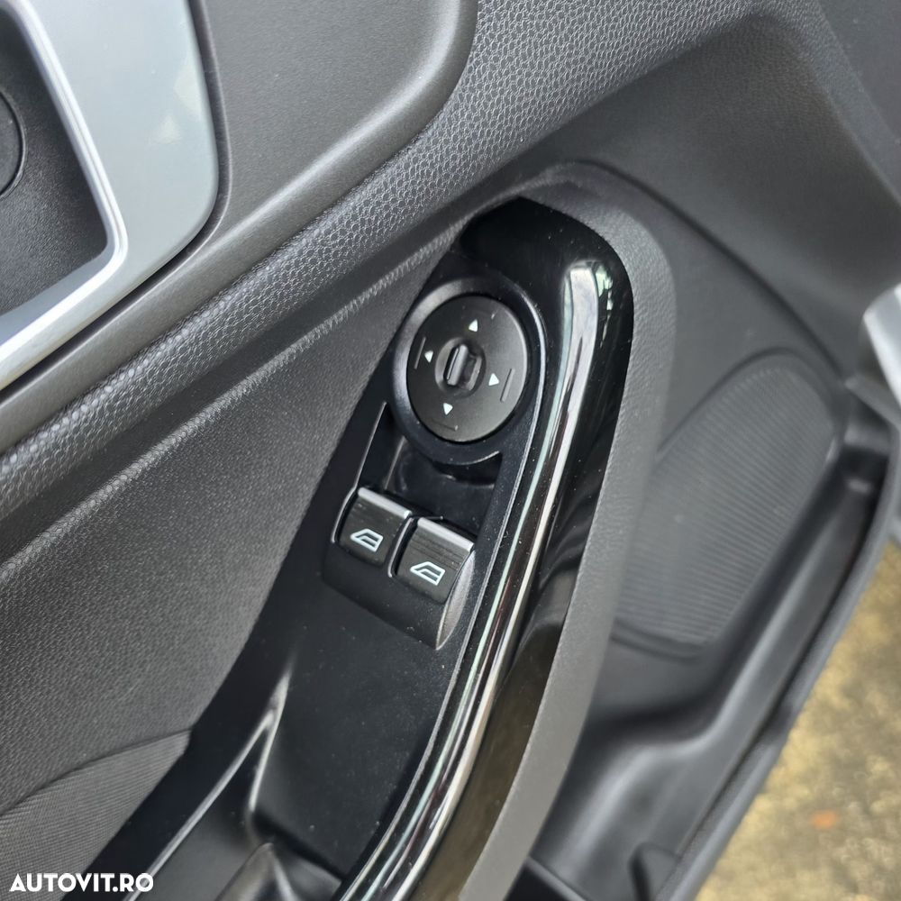 Ford Fiesta 1.5 TDCi Titanium - 22