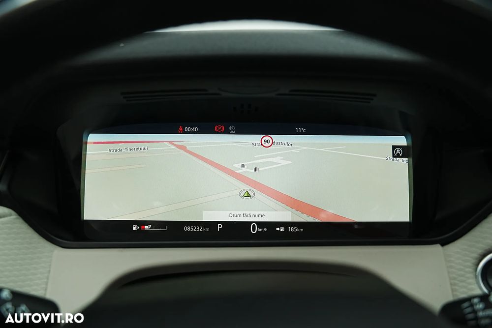 Land Rover Range Rover Velar 2.0 R-Dynamic SE - 33