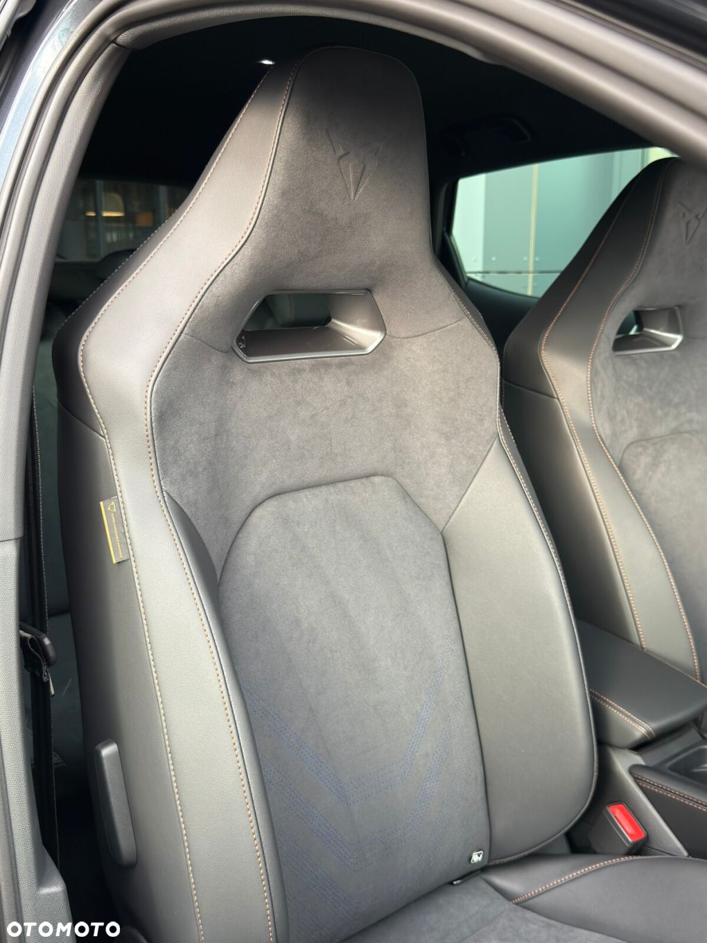 Cupra Formentor 1.5 eTSI mHEV DSG - 17