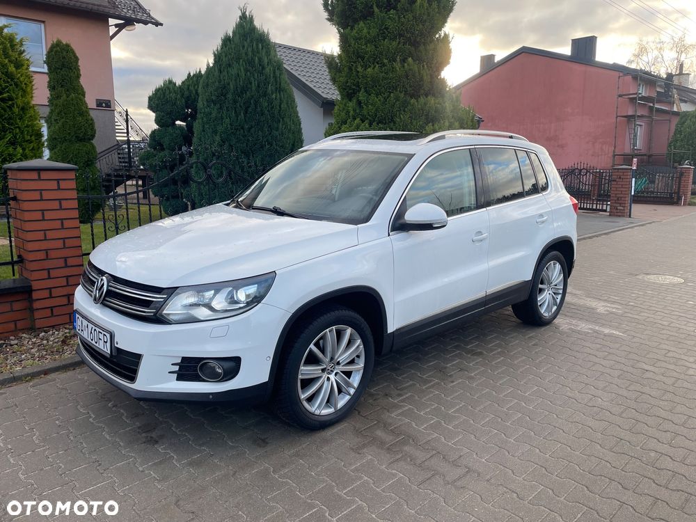 Volkswagen Tiguan - 1