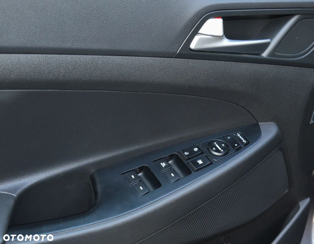 Hyundai Tucson - 16