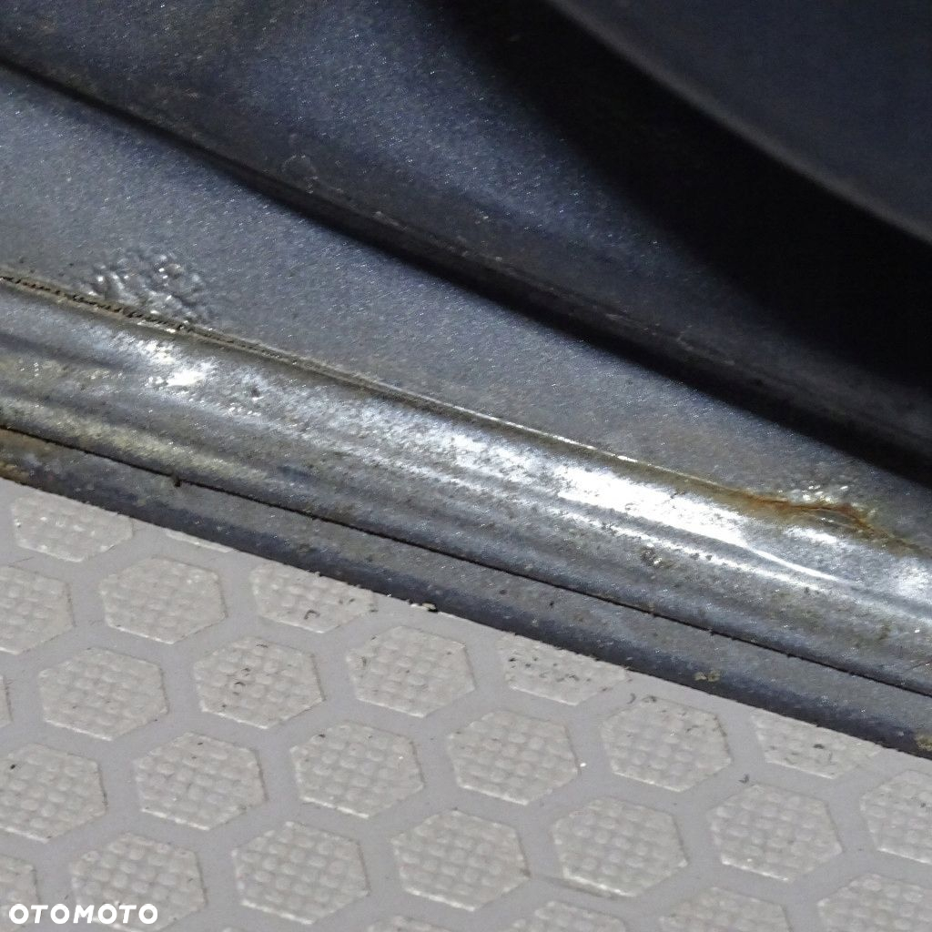 OPEL VECTRA C KOMBI DRZWI TYŁ PRAWE Z168 - 7