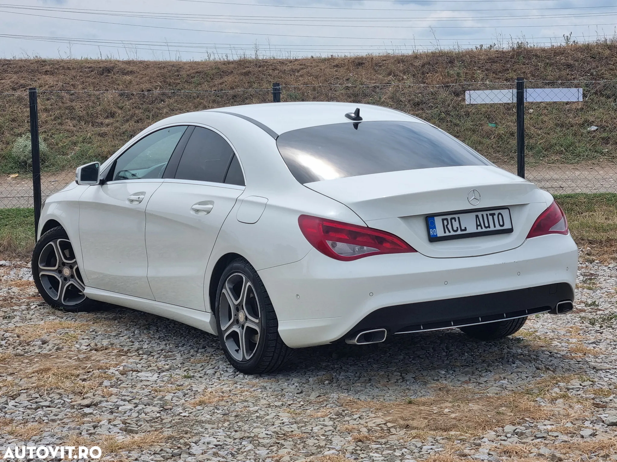 Mercedes-Benz CLA - 4