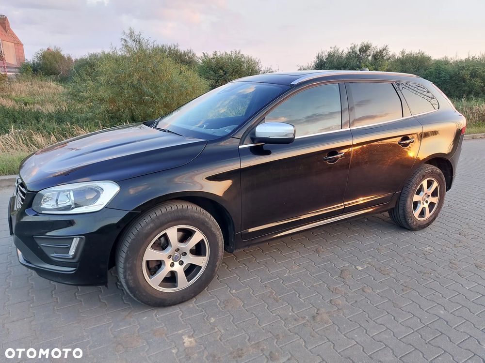 Volvo XC 60 D4 Drive-E R-Design Momentum - 24