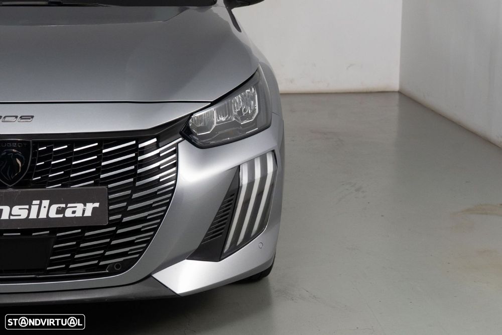 Peugeot 208 1.2 Hybrid Allure e-DCS6 - 22