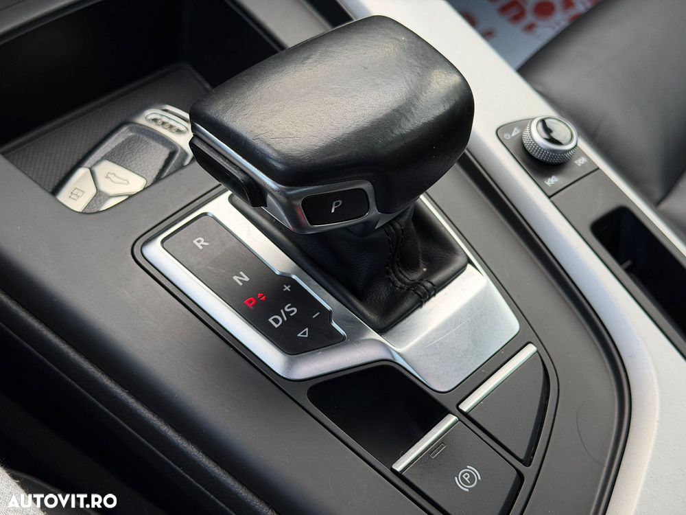 Audi A4 40 TDI S tronic S line - 34