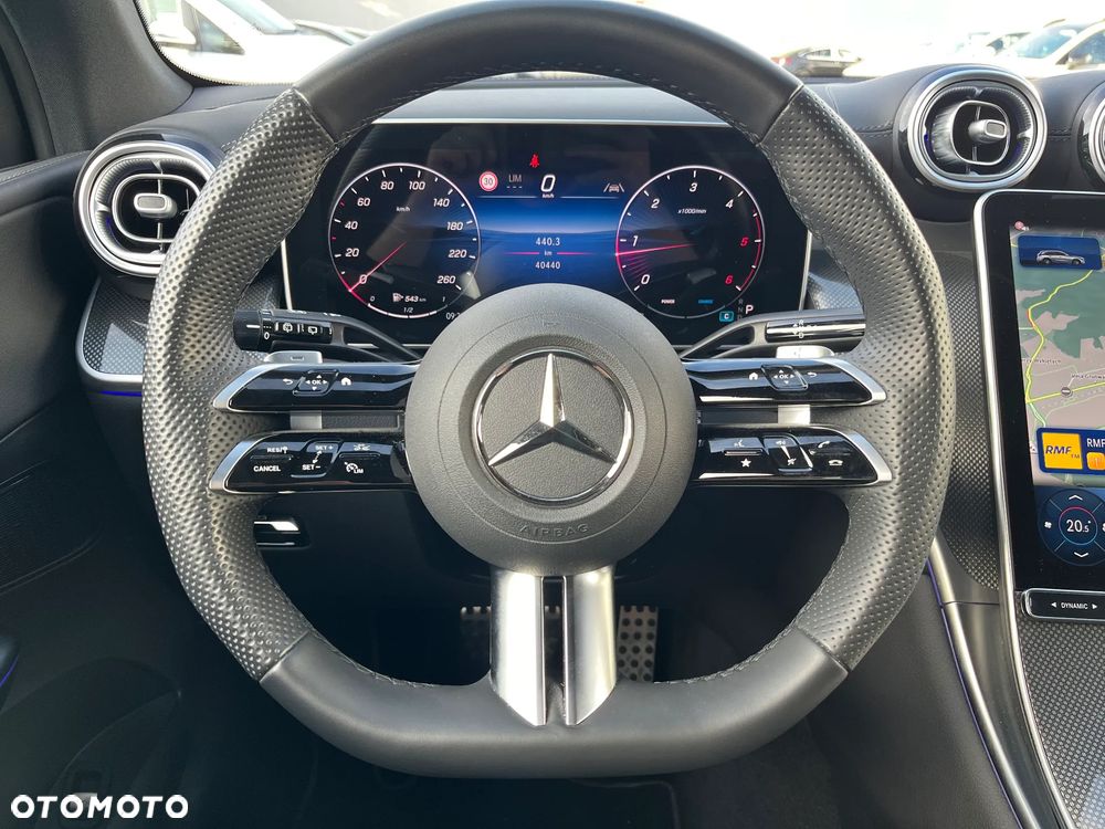Mercedes-Benz GLC - 16