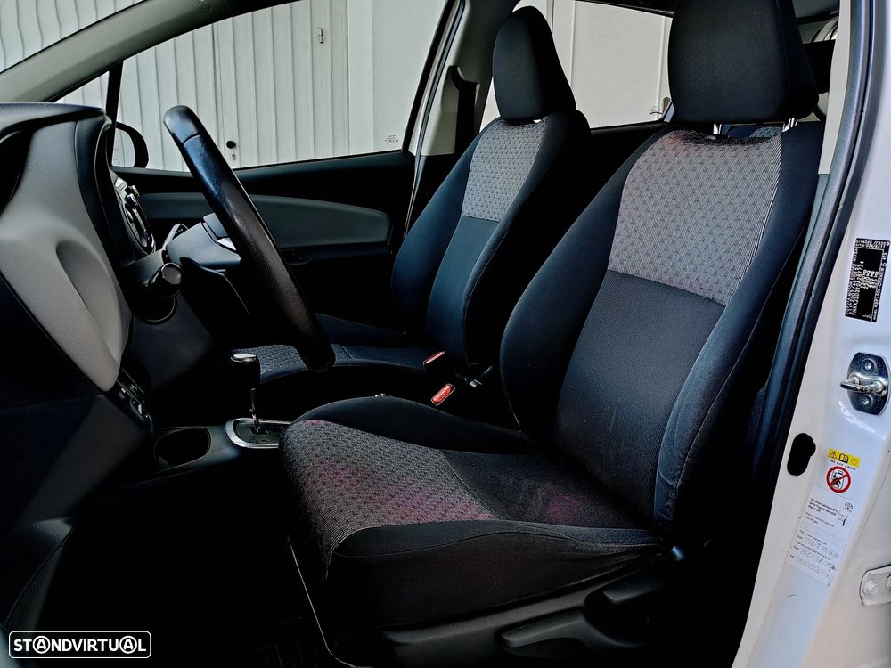 Toyota Yaris 1.33 VVT-i Multidrive S Comfort - 16