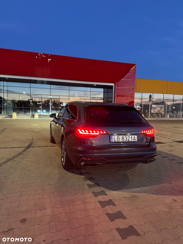 Audi A4 Avant 30 TDI S tronic - 10