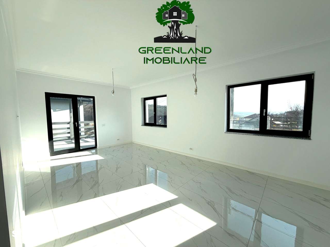 Casa 4 camere, 2 Bai, 153 mp, canalizare, INTABULATA, Parcare, Rediu - Imagine principală: 4/20