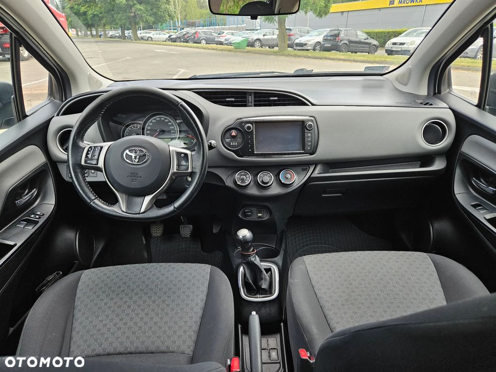 Toyota Yaris - 14