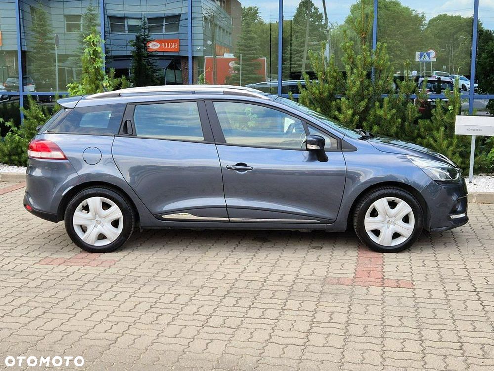 Renault Clio - 17