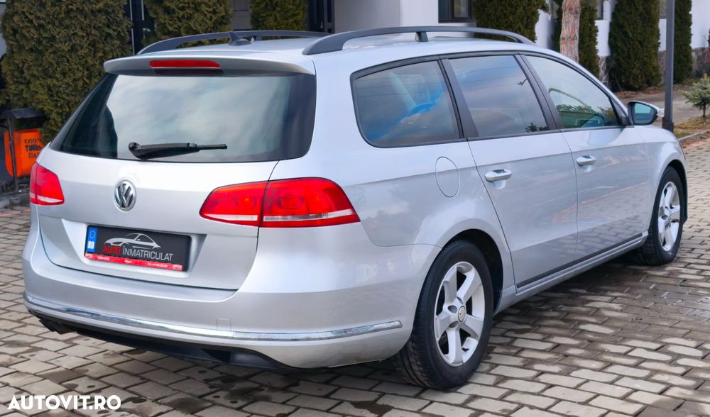 Volkswagen Passat 2.0 TDI BlueMotion Technology Exclusive - 5