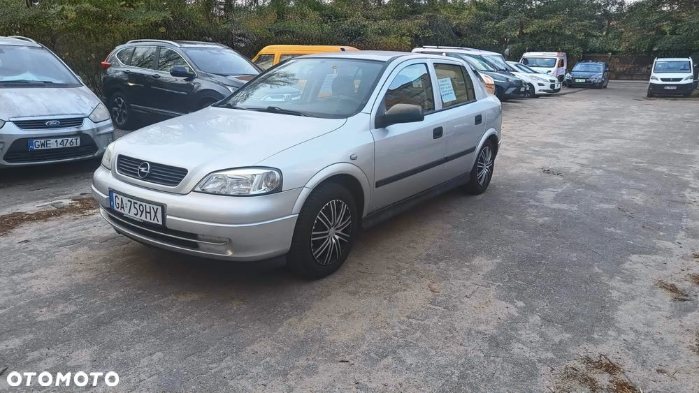 Opel Astra - 1